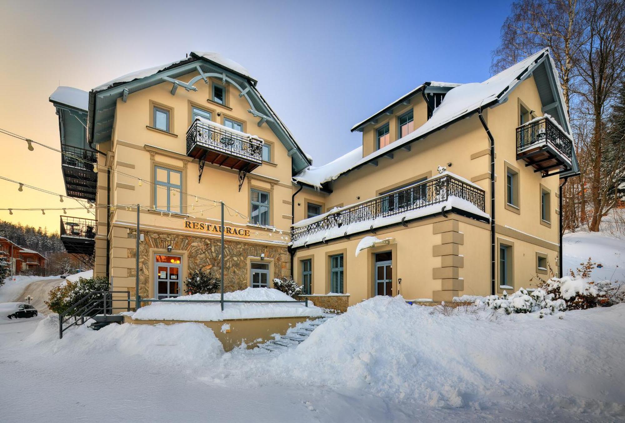 Residence Vyhlidka Janske Lazne Exterior photo